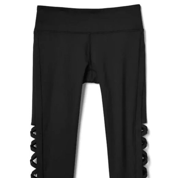 Gap GFast High Rise Blackout Cutout Capris size SP - Picture 5 of 6